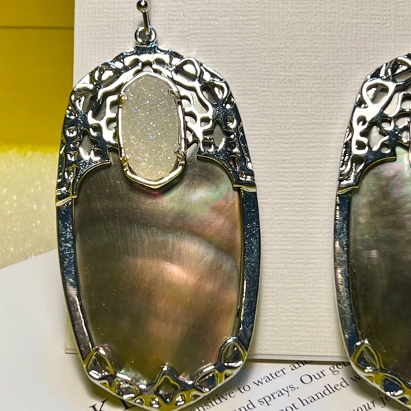 NWT Kendra Scott Deva Earrings Black Pearl Iridescent Drusy & Silver SUPER RARE - Picture 9 of 16